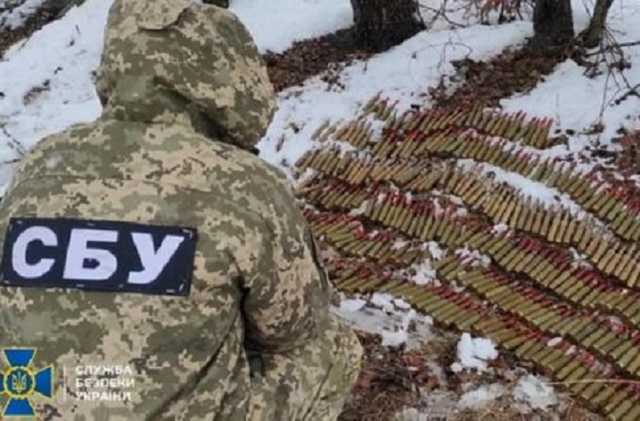 СБУ выявили на Луганщине тайники с боеприпасами