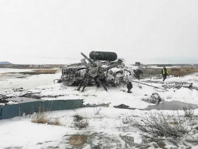 Появились кадры крушения вертолета в Кемеровской области