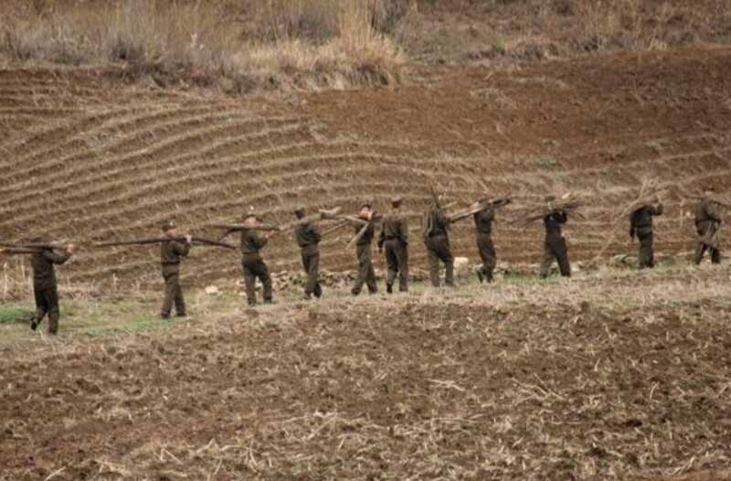 Северокорейский военный призывает солдат не рисковать жизнями ради чужих интересов