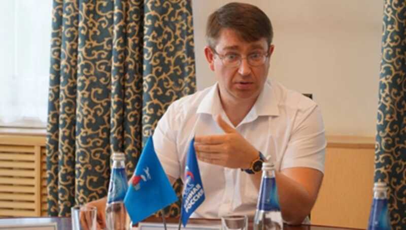 Бывший чиновник из Барнаула, ранее осуждённый, был назначен на должность в администрации Херсонской области