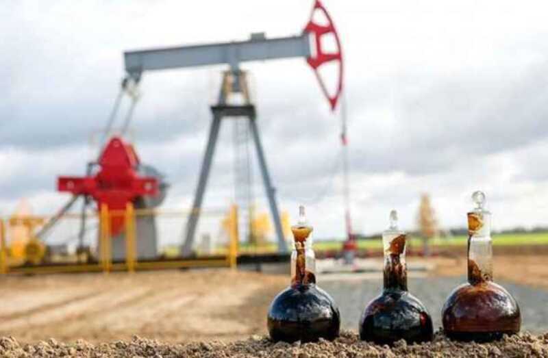 Инфляция, девальвация, снижение доходов: нефтяные доходы России быстро сокращаются
