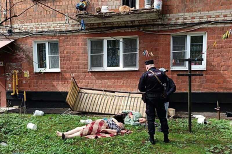 В Подмосковье обрушился аварийный балкон с двумя пенсионерками