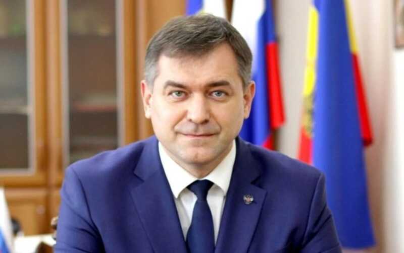 В Новочеркасске мэр оказался под следствием из-за коррупции при строительстве школы