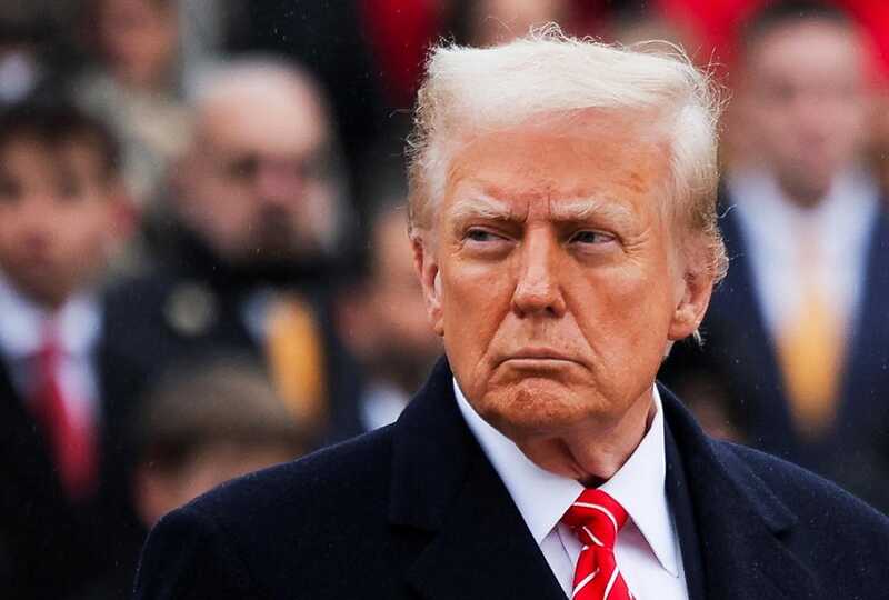 Дональд Трамп объявил о сокращении санкций против Сирии в ходе переговоров с Аш-Шараа