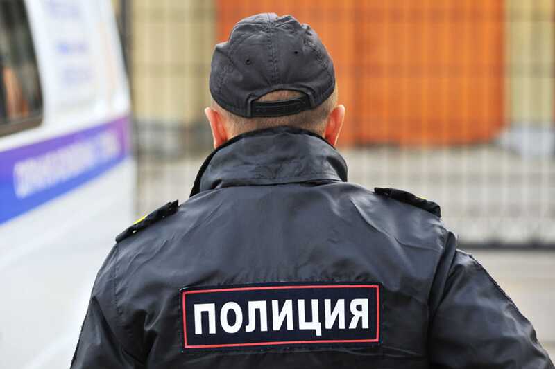В Нижневартовске "Чёрная вдова" и полицейский обманули на контрактах для "СВО"