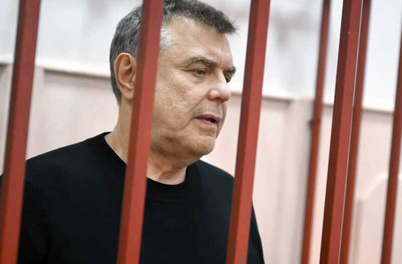 Бывший менеджер «Росатома» Геннадий Сахаров признан виновным в получении крупной взятки и приговорён к 12 годам лишения свободы