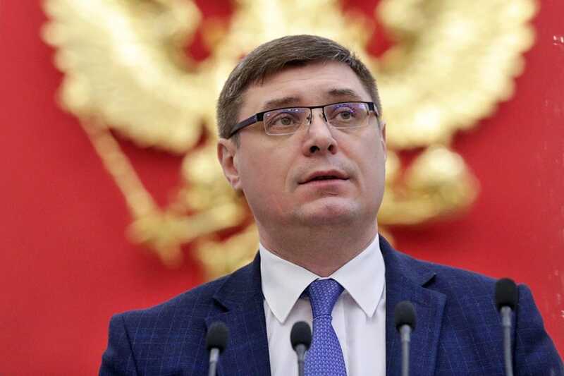 Авдеев оказался в затруднительном положении: первого заместителя губернатора арестовали за получение взятки